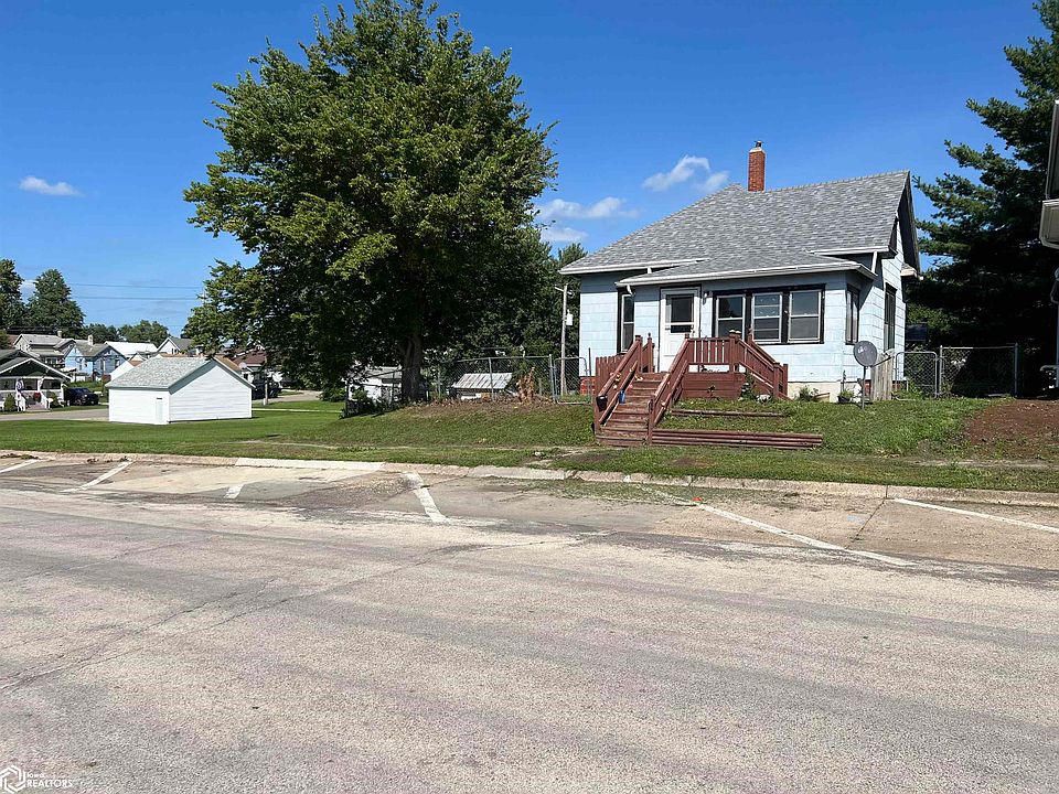 1st image of 307 N Pine St