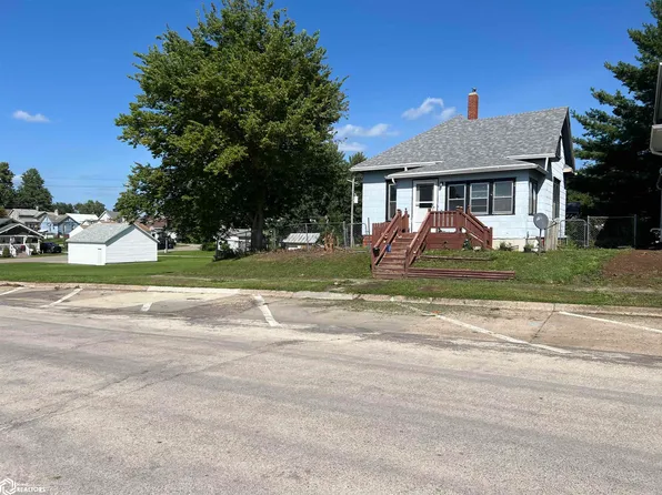 307 N Pine St, Creston, IA 50801