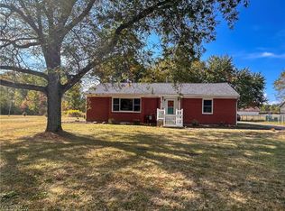 2495 Wilshire Dr, Cortland, OH 44410