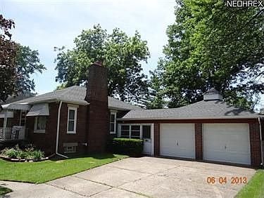 2nd image of 304 Olive St