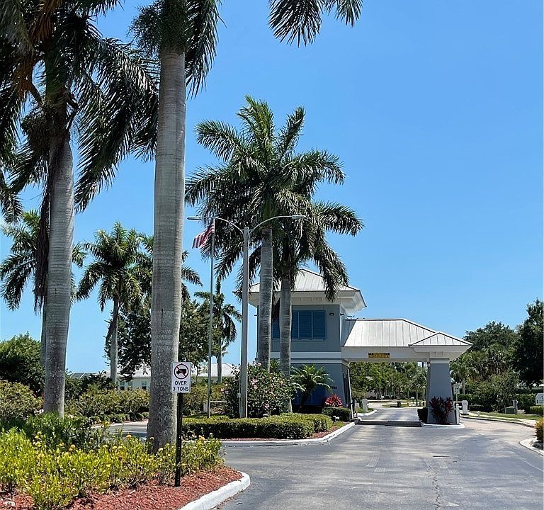 1st image of 18529 Royal Hammock Blvd