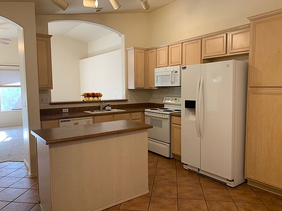 4th image of 9690 E Coolwater Ct