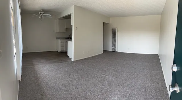 Kimberly Arms Apartment Homes — Photo 10