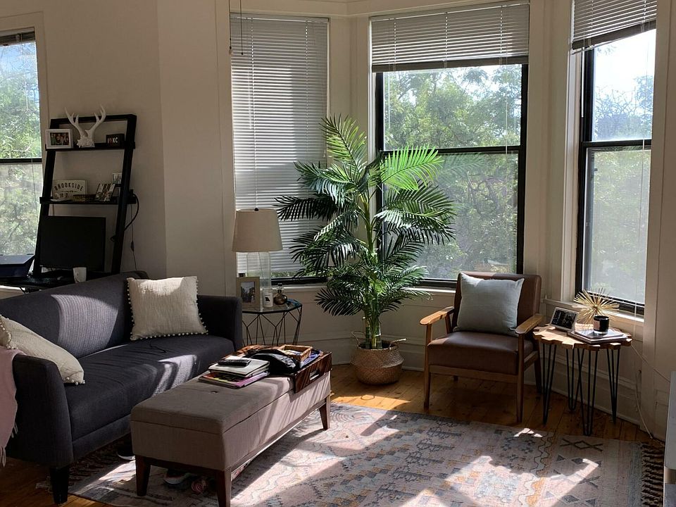 1st image of 1726 N Orchard St #812