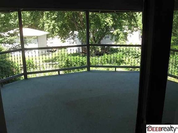 5th image of 6628 S 153rd St