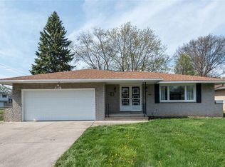 801 E Decker Dr, Seven Hills, OH