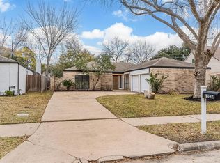 12026 Rocky Knoll Dr, Houston, TX 77077