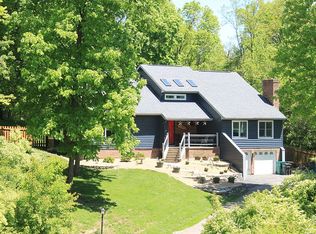 1426 Indian Woods Trl, Greendale, IN 47025