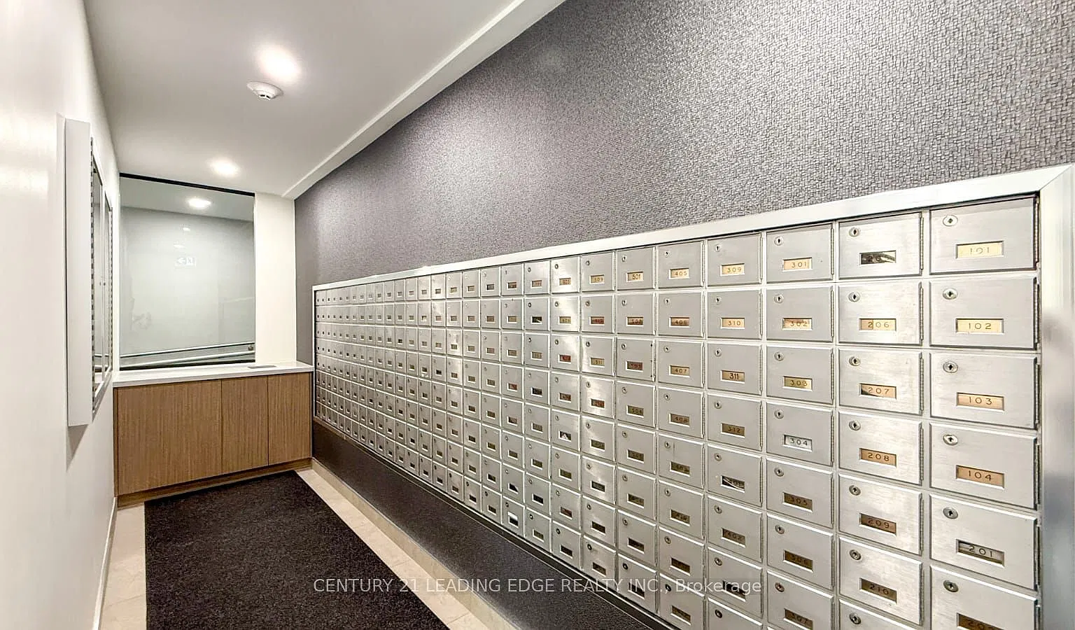 3 bed, $3,000 — Photo 3