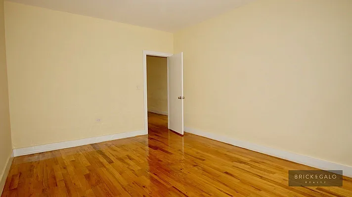 Rented by BRICK & GALO REALTY CORP | media 4