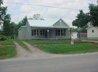 509 E 2nd St, Manchester, OH 45144