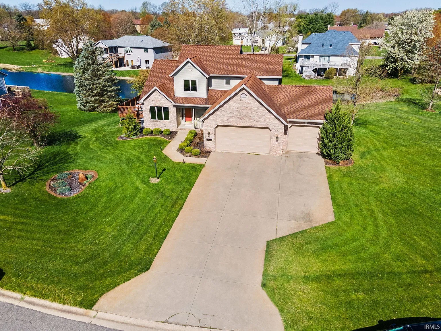 2211 S Clover Ln photo 1