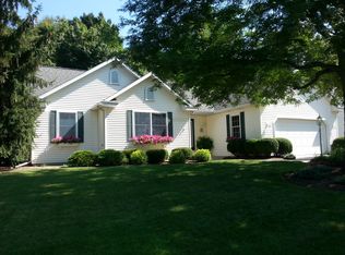 3815 Hillside Dr, Hudsonville, MI 49426