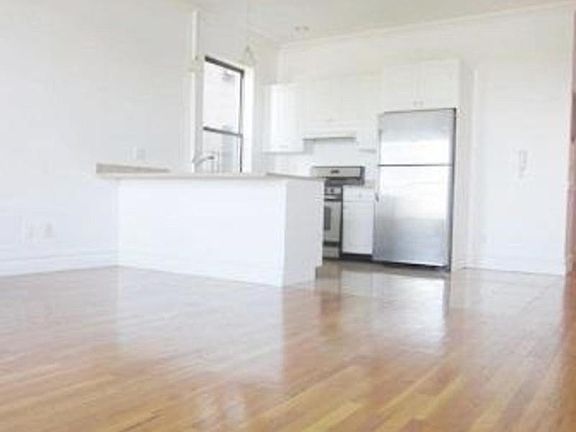 2nd image of 136 Prospect Park W APT 3A