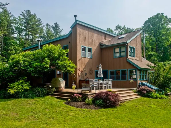 938 Roaring Brook Rd, Conway, MA 01341