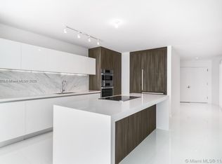 851 NE 1st Ave #1612, Miami, FL 33132
