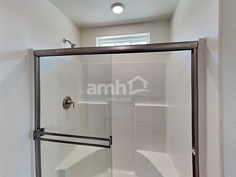 948 Nero Ave — Photo 12
