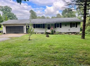 2614 Long Lake Rd, Lapeer, MI 48446