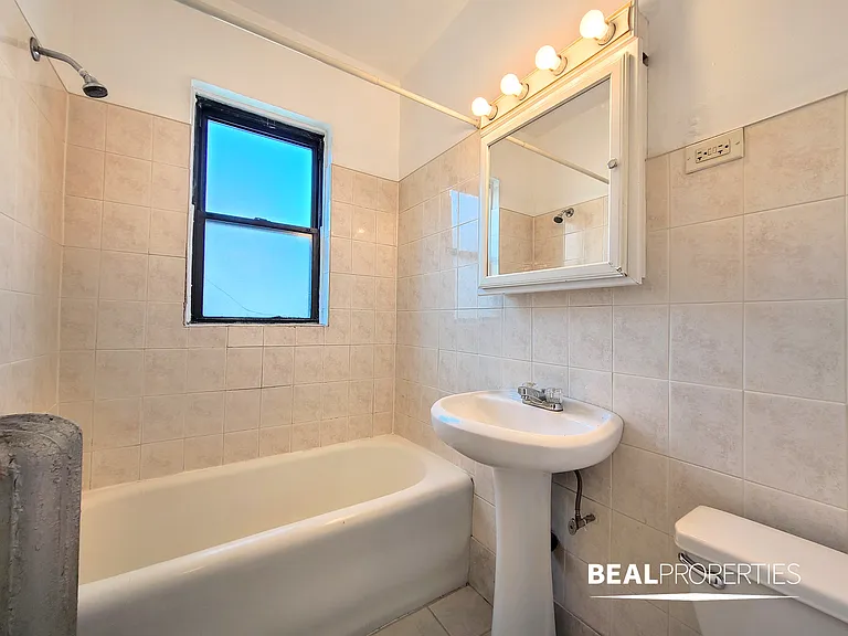 1164 North Dearborn Street — Photo 12