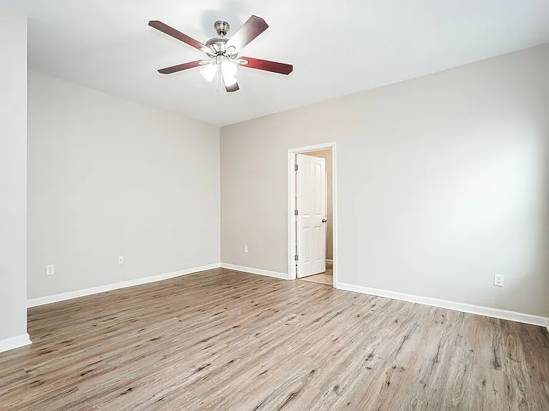 4001 Blue Mountain Cir — Photo 9