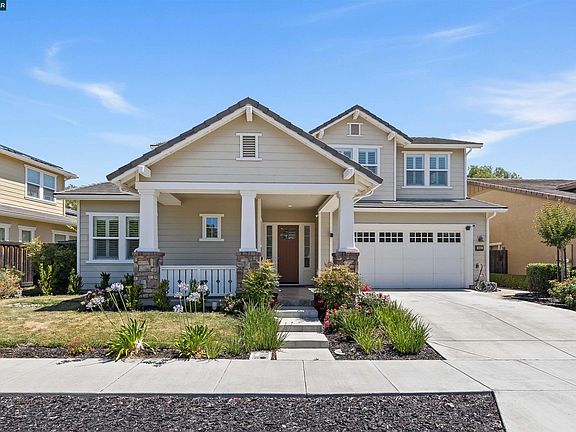 2nd image of 242 Prairie Way