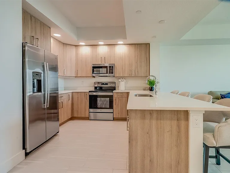 415 Island Way #311 — Photo 11