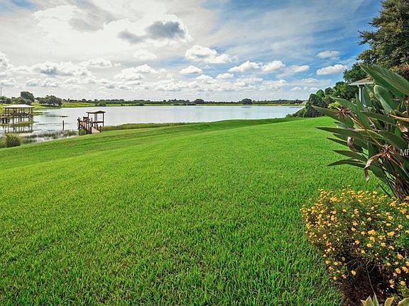 4th image of 245 Terranova Blvd