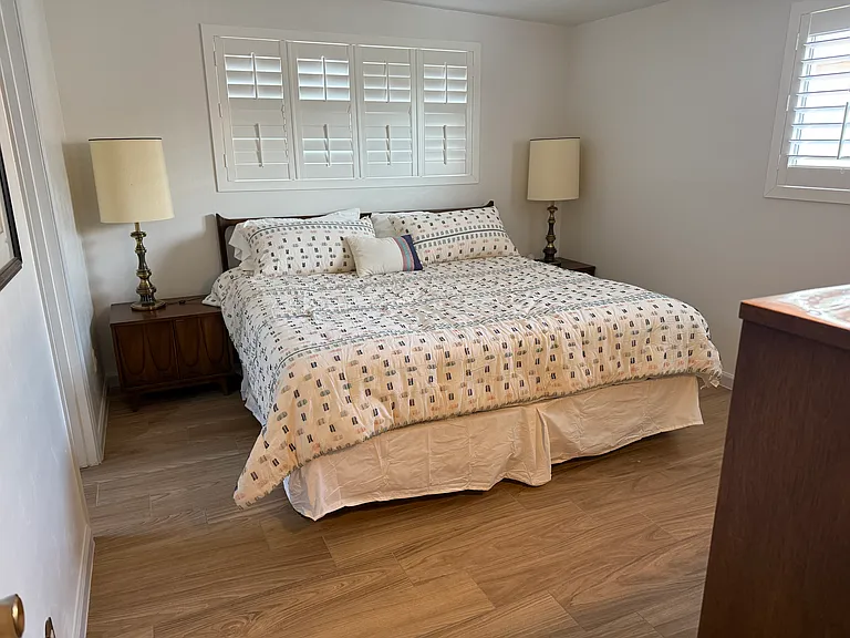 1832 S Tam O Shanter Ave — Photo 33