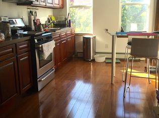 286 Devoe St #R3, Brooklyn, NY 11211