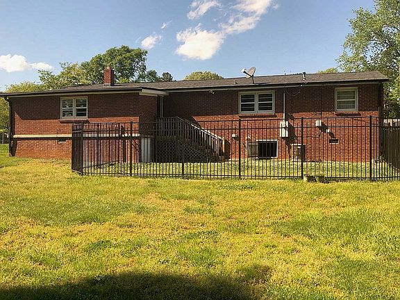 5th image of 1819 Burt Ave