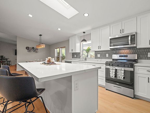 4th image of 6203 E Window Ridge Ln