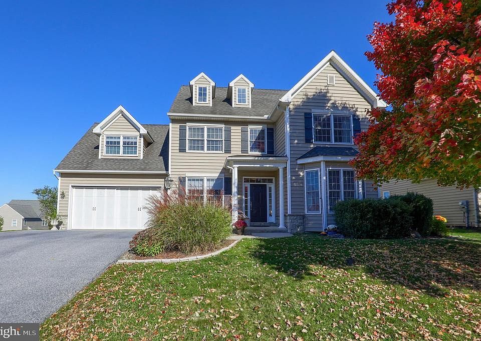 1st image of 327 Spurrier Dr