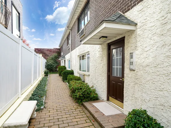 66-45 69th Street image 5 of 31