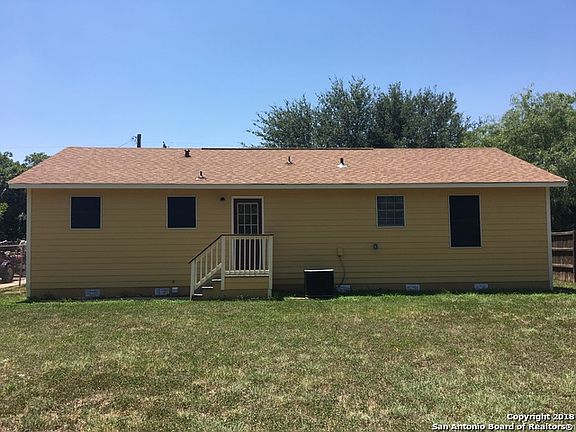 2nd image of 2606 Tucker Dr