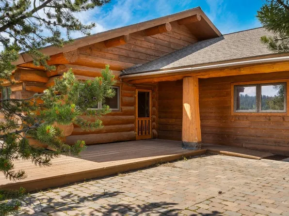 774 McClellan Rd, West Yellowstone, MT 59758