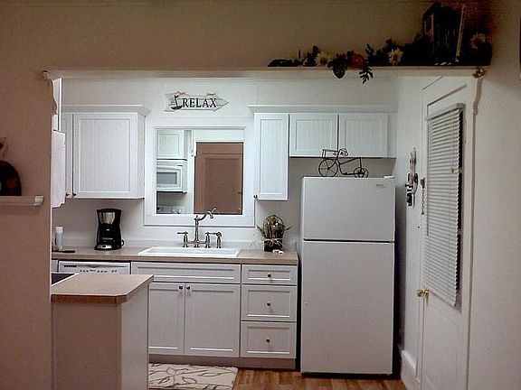 New kitchen in cottage 2