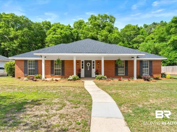 7620 Meadows Dr S, Mobile, AL 36619