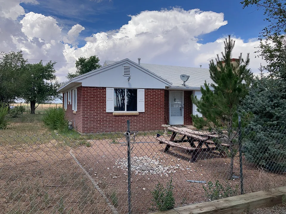 70 Tammy Ln