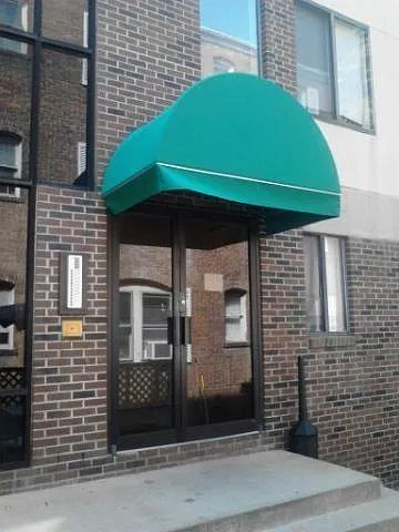 142 Van Zandt Ave #103