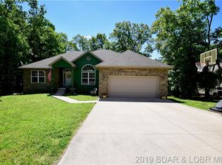 956 Duckhead Rd, Lake Ozark, MO 65049