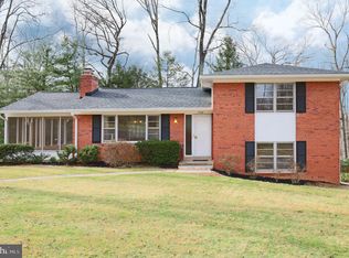 3732 SE Morningside Dr, Fairfax, VA 22031