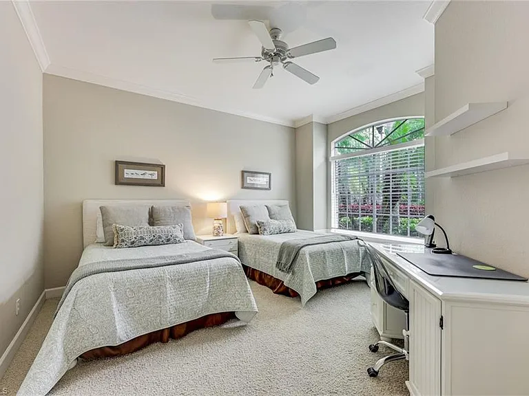 14734 Glen Eden Dr — Photo 20