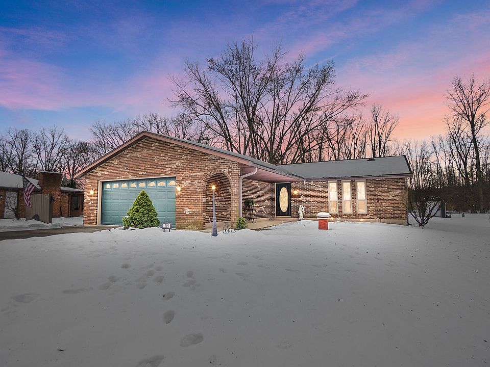 1st image of 215 Sunny Brook Trl