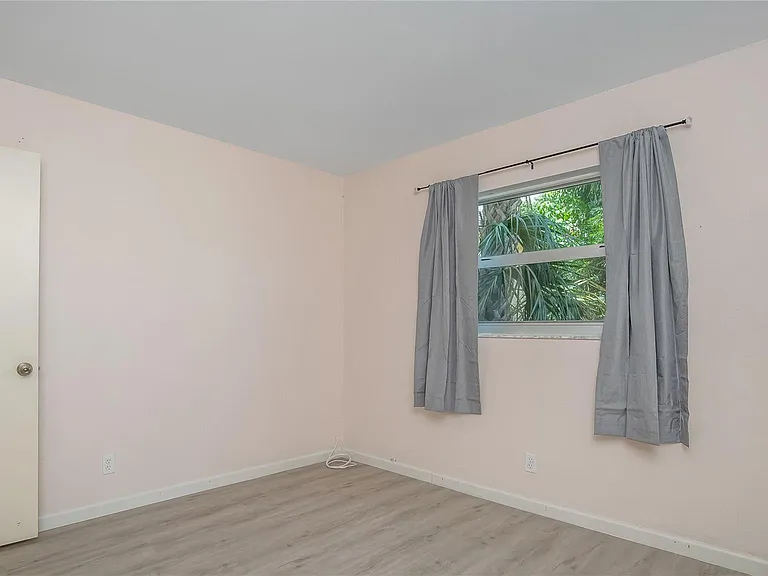 5186 NE 6th Ave #710 — Photo 20