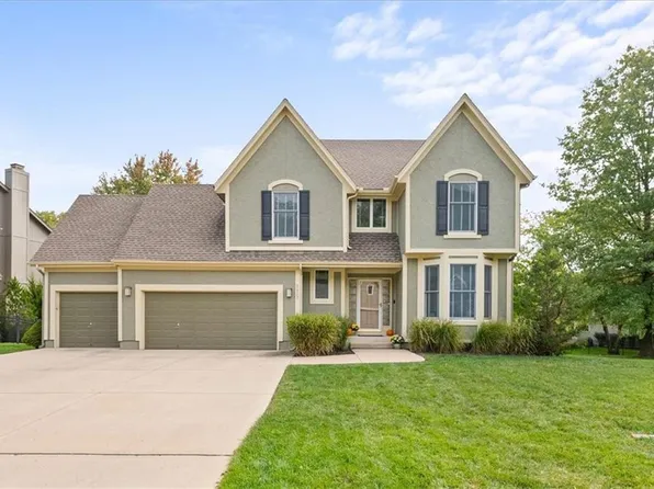 12107 Noland St, Overland Park, KS 66213