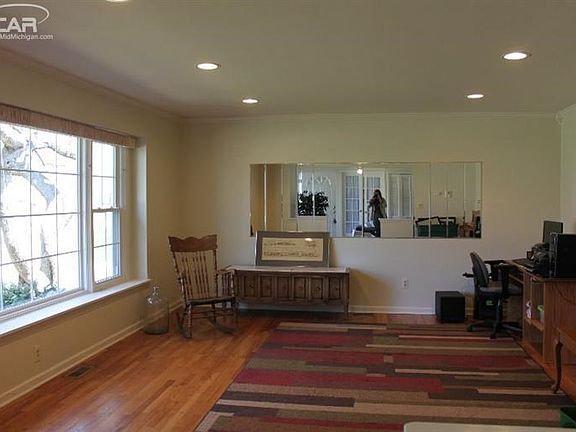 2nd image of 312 Bella Vista Dr