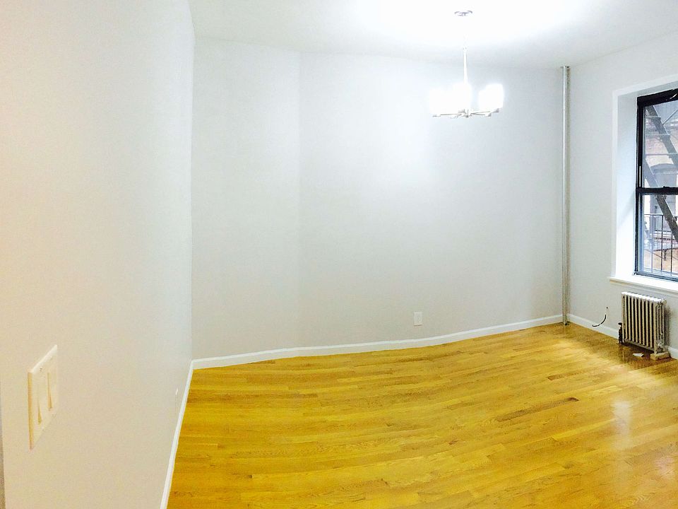2nd image of 121 Jefferson Ave APT 22