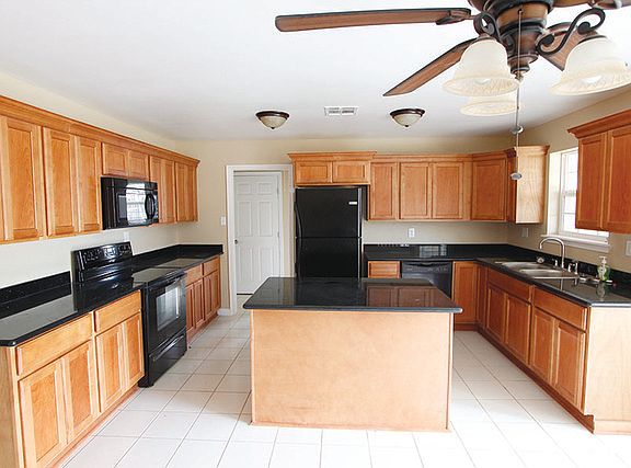 5th image of 3312 Palmisano Blvd