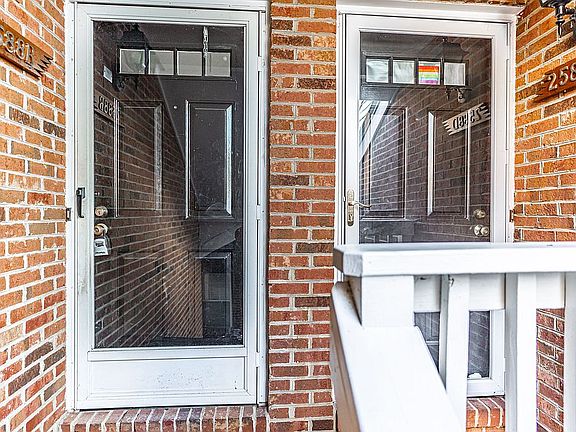 2nd image of 2588-B S Arlington Mill Dr APT 2