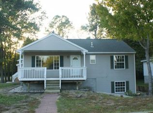 18105 Alpine Ct, Spring Lake, MI 49456